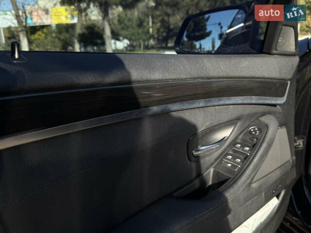 Чорний БМВ 5 Серія, об'ємом двигуна 2.98 л та пробігом 240 тис. км за 13800 $, фото 21 на Automoto.ua