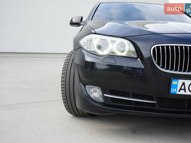 Черный БМВ 5 Серия, объемом двигателя 3 л и пробегом 215 тыс. км за 15850 $, фото 21 на Automoto.ua