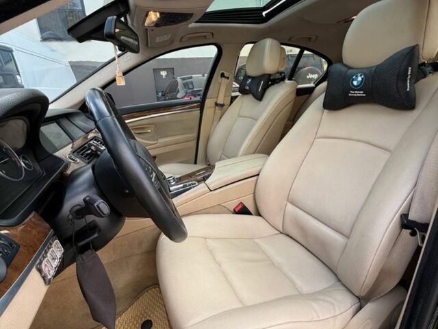 Чорний БМВ 5 Серія, об'ємом двигуна 2 л та пробігом 315 тис. км за 13000 $, фото 9 на Automoto.ua