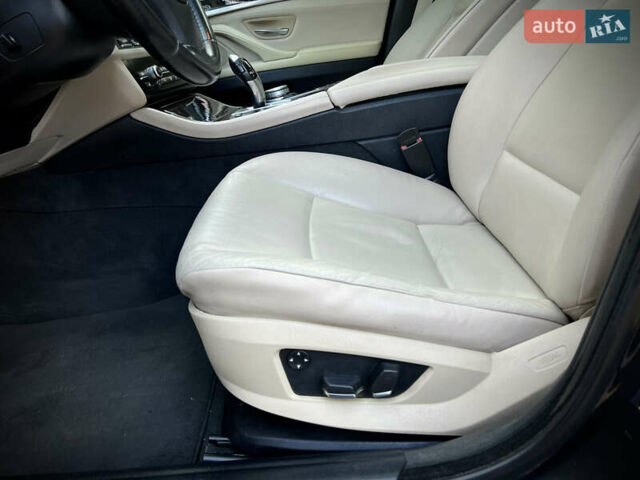 Чорний БМВ 5 Серія, об'ємом двигуна 3 л та пробігом 276 тис. км за 10999 $, фото 18 на Automoto.ua