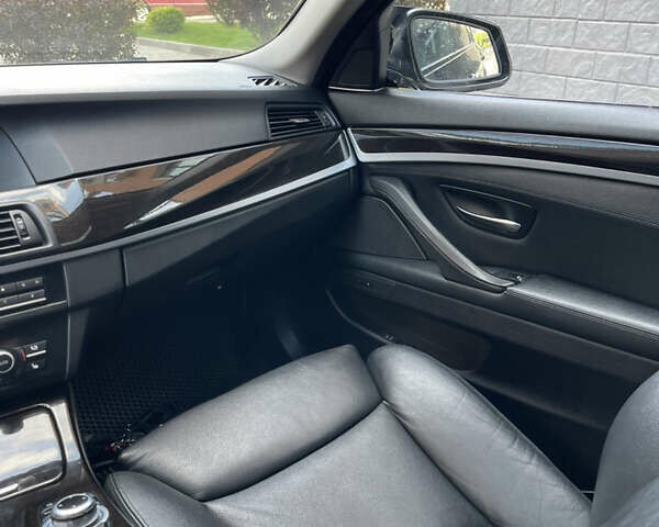 Черный БМВ 5 Серия, объемом двигателя 2.98 л и пробегом 250 тыс. км за 13400 $, фото 23 на Automoto.ua