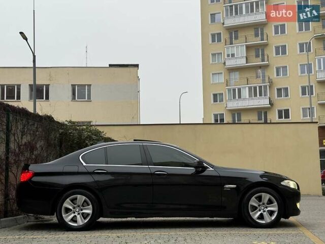 Чорний БМВ 5 Серія, об'ємом двигуна 2 л та пробігом 298 тис. км за 11800 $, фото 1 на Automoto.ua