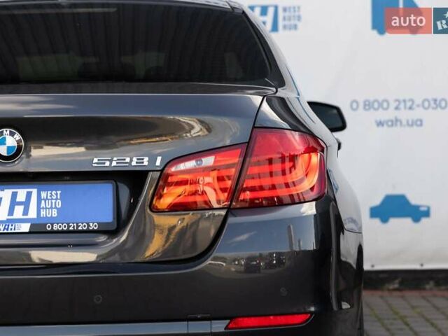 Черный БМВ 5 Серия, объемом двигателя 2 л и пробегом 274 тыс. км за 12300 $, фото 7 на Automoto.ua