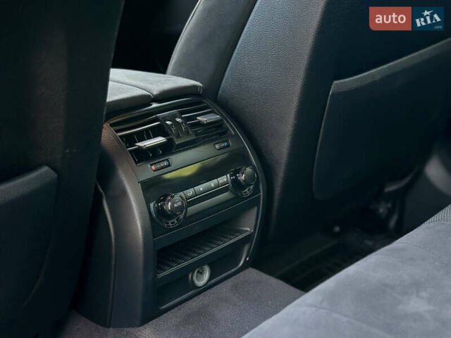 Чорний БМВ 5 Серія, об'ємом двигуна 3 л та пробігом 281 тис. км за 18400 $, фото 22 на Automoto.ua