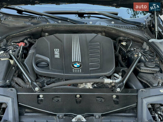 Чорний БМВ 5 Серія, об'ємом двигуна 3 л та пробігом 281 тис. км за 18400 $, фото 27 на Automoto.ua