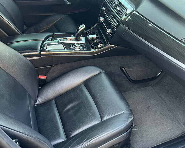 Черный БМВ 5 Серия, объемом двигателя 2.98 л и пробегом 187 тыс. км за 13500 $, фото 13 на Automoto.ua