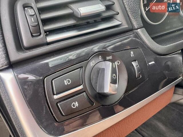 БМВ 5 Серия 2012 в Одессе на Automoto.ua Черный БМВ 5 Серия, объемом двигателя 2.99 л и пробегом 191 тыс. км за 11999 $, фото 37 на Automoto.ua