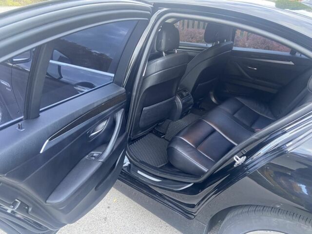 БМВ 5 Серия 2012 в Днепре (Днепропетровске) на Automoto.ua Черный БМВ 5 Серия, объемом двигателя 2 л и пробегом 221 тыс. км за 13200 $, фото 12 на Automoto.ua