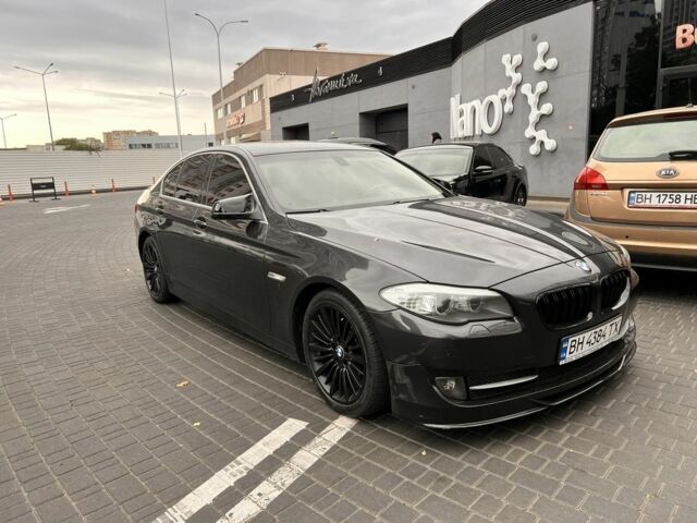 Черный БМВ 5 Серия, объемом двигателя 2 л и пробегом 217 тыс. км за 14900 $, фото 1 на Automoto.ua