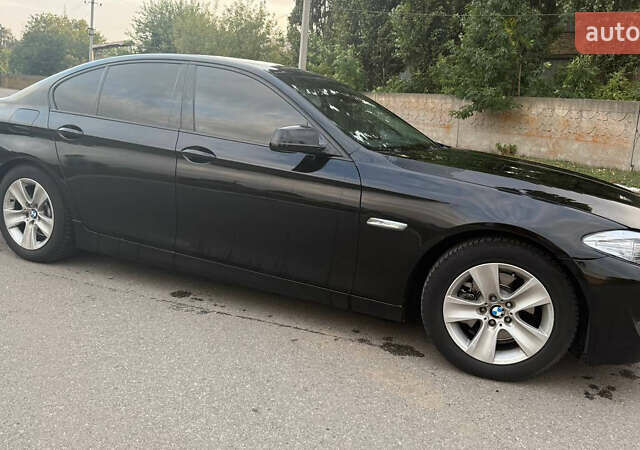 Чорний БМВ 5 Серія, об'ємом двигуна 2 л та пробігом 241 тис. км за 10400 $, фото 3 на Automoto.ua