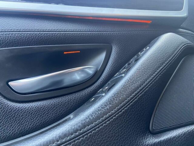 БМВ 5 Серия 2012 в Днепре (Днепропетровске) на Automoto.ua Черный БМВ 5 Серия, объемом двигателя 2 л и пробегом 221 тыс. км за 13200 $, фото 23 на Automoto.ua