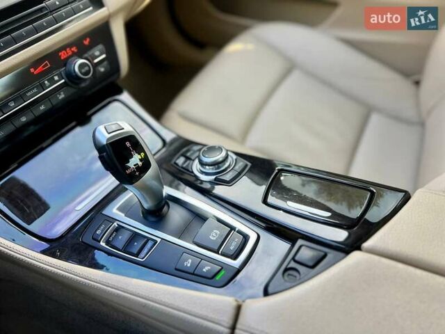 Чорний БМВ 5 Серія, об'ємом двигуна 3 л та пробігом 136 тис. км за 14900 $, фото 25 на Automoto.ua