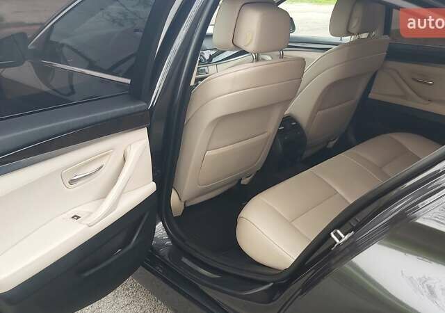 Черный БМВ 5 Серия, объемом двигателя 3 л и пробегом 152 тыс. км за 14150 $, фото 23 на Automoto.ua