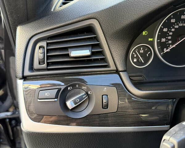 Чорний БМВ 5 Серія, об'ємом двигуна 2.99 л та пробігом 281 тис. км за 14499 $, фото 9 на Automoto.ua