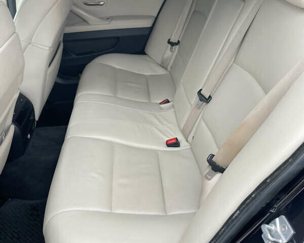 Черный БМВ 5 Серия, объемом двигателя 2.98 л и пробегом 330 тыс. км за 13800 $, фото 11 на Automoto.ua