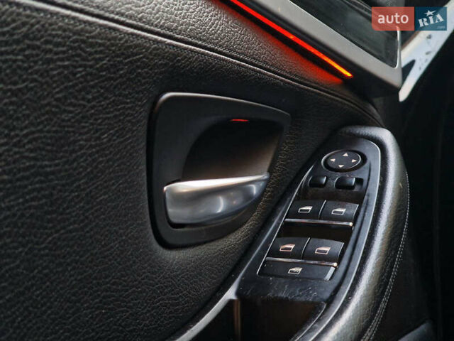 Чорний БМВ 5 Серія, об'ємом двигуна 2 л та пробігом 202 тис. км за 11999 $, фото 26 на Automoto.ua