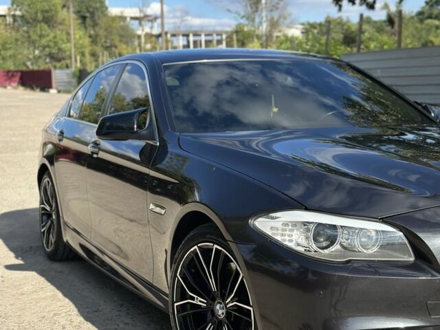 Черный БМВ 5 Серия, объемом двигателя 3 л и пробегом 224 тыс. км за 12900 $, фото 9 на Automoto.ua