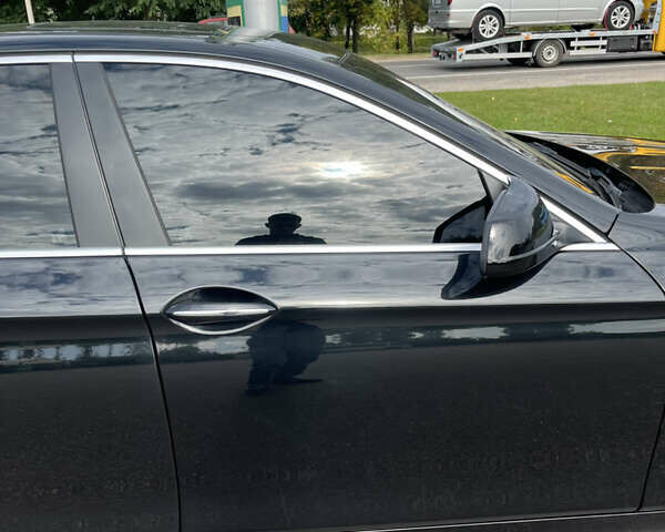 Черный БМВ 5 Серия, объемом двигателя 2 л и пробегом 300 тыс. км за 12200 $, фото 9 на Automoto.ua