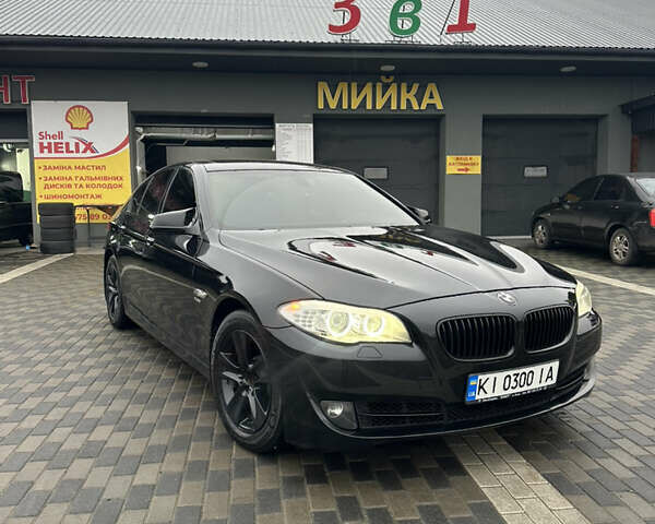Черный БМВ 5 Серия, объемом двигателя 2.99 л и пробегом 228 тыс. км за 15600 $, фото 2 на Automoto.ua