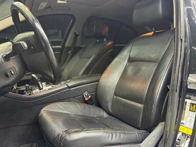 Чорний БМВ 5 Серія, об'ємом двигуна 3 л та пробігом 229 тис. км за 12800 $, фото 9 на Automoto.ua