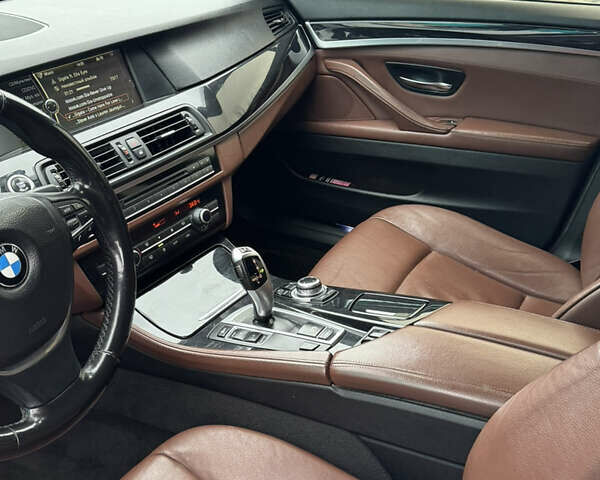 Черный БМВ 5 Серия, объемом двигателя 2.99 л и пробегом 380 тыс. км за 14400 $, фото 6 на Automoto.ua