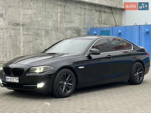 Черный БМВ 5 Серия, объемом двигателя 2 л и пробегом 324 тыс. км за 13900 $, фото 6 на Automoto.ua
