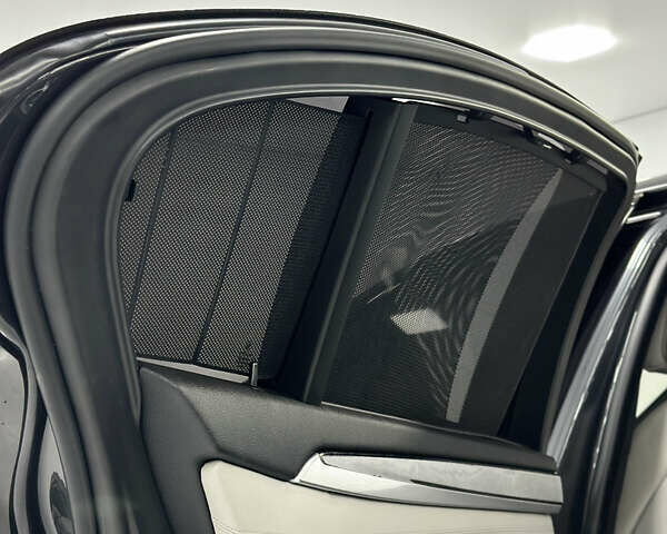 Черный БМВ 5 Серия, объемом двигателя 3 л и пробегом 190 тыс. км за 15500 $, фото 9 на Automoto.ua