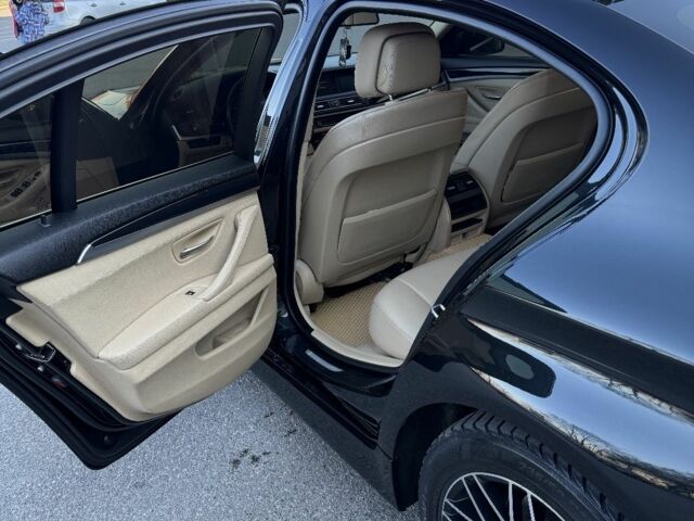 Черный БМВ 5 Серия, объемом двигателя 2 л и пробегом 234 тыс. км за 11000 $, фото 6 на Automoto.ua