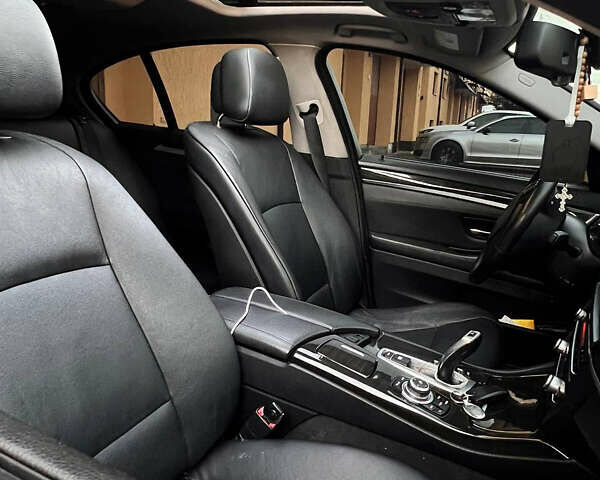 Чорний БМВ 5 Серія, об'ємом двигуна 2 л та пробігом 202 тис. км за 11999 $, фото 45 на Automoto.ua