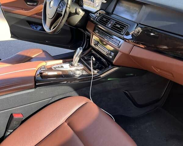 Черный БМВ 5 Серия, объемом двигателя 2.99 л и пробегом 180 тыс. км за 16000 $, фото 3 на Automoto.ua