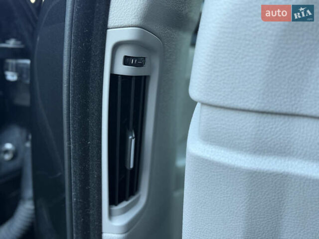 Черный БМВ 5 Серия, объемом двигателя 2.98 л и пробегом 168 тыс. км за 15555 $, фото 52 на Automoto.ua