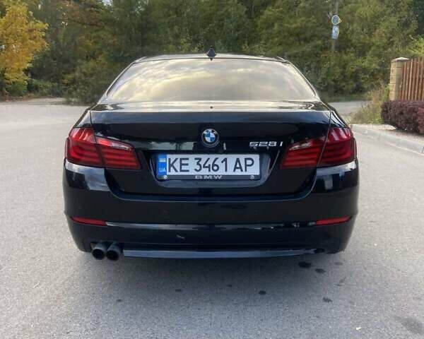 Чорний БМВ 5 Серія, об'ємом двигуна 2 л та пробігом 221 тис. км за 13200 $, фото 4 на Automoto.ua
