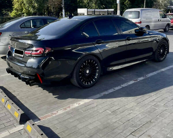 Черный БМВ 5 Серия, объемом двигателя 2.99 л и пробегом 223 тыс. км за 16000 $, фото 9 на Automoto.ua