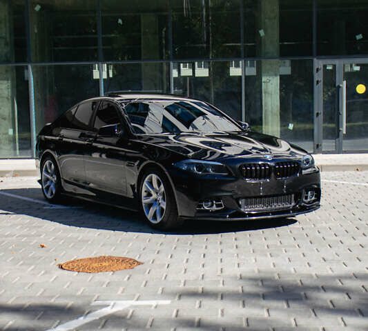 Чорний БМВ 5 Серія, об'ємом двигуна 2 л та пробігом 233 тис. км за 15200 $, фото 5 на Automoto.ua