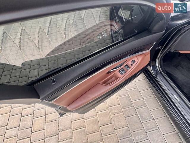 БМВ 5 Серия 2012 в Одессе на Automoto.ua Черный БМВ 5 Серия, объемом двигателя 2.99 л и пробегом 191 тыс. км за 11999 $, фото 26 на Automoto.ua