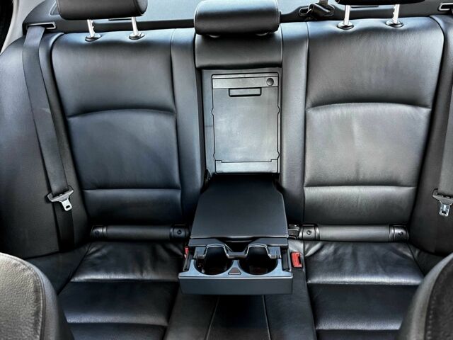 Черный БМВ 5 Серия, объемом двигателя 2 л и пробегом 245 тыс. км за 17500 $, фото 5 на Automoto.ua