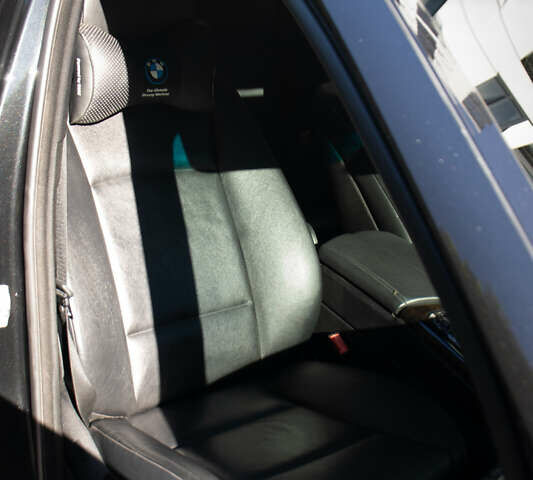 Чорний БМВ 5 Серія, об'ємом двигуна 2 л та пробігом 233 тис. км за 15200 $, фото 33 на Automoto.ua