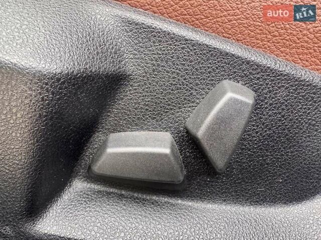 БМВ 5 Серия 2012 в Одессе на Automoto.ua Черный БМВ 5 Серия, объемом двигателя 2.99 л и пробегом 191 тыс. км за 11999 $, фото 36 на Automoto.ua