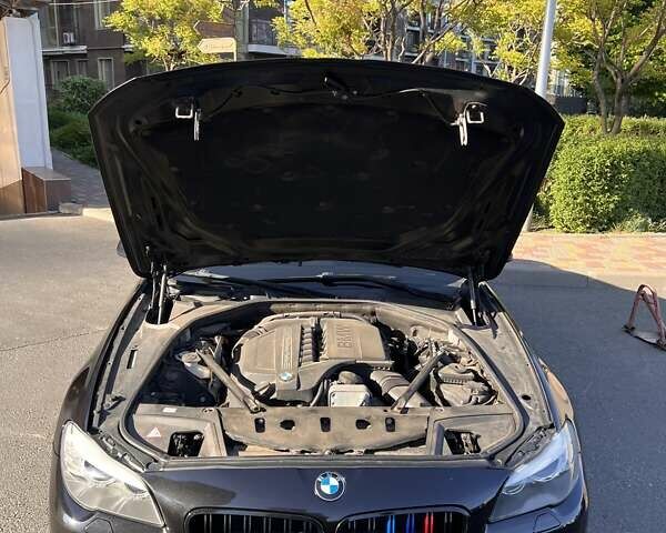 Черный БМВ 5 Серия, объемом двигателя 2.99 л и пробегом 180 тыс. км за 16000 $, фото 11 на Automoto.ua