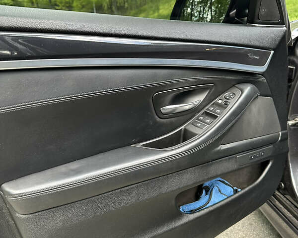 Чорний БМВ 5 Серія, об'ємом двигуна 2 л та пробігом 260 тис. км за 15200 $, фото 21 на Automoto.ua