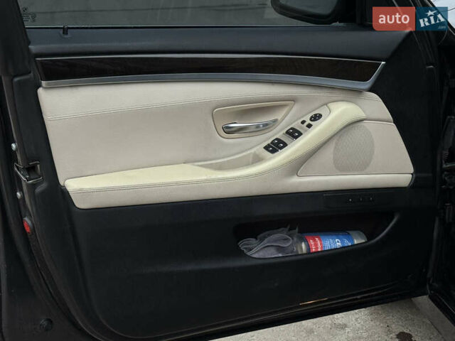 Черный БМВ 5 Серия, объемом двигателя 2 л и пробегом 200 тыс. км за 12800 $, фото 18 на Automoto.ua