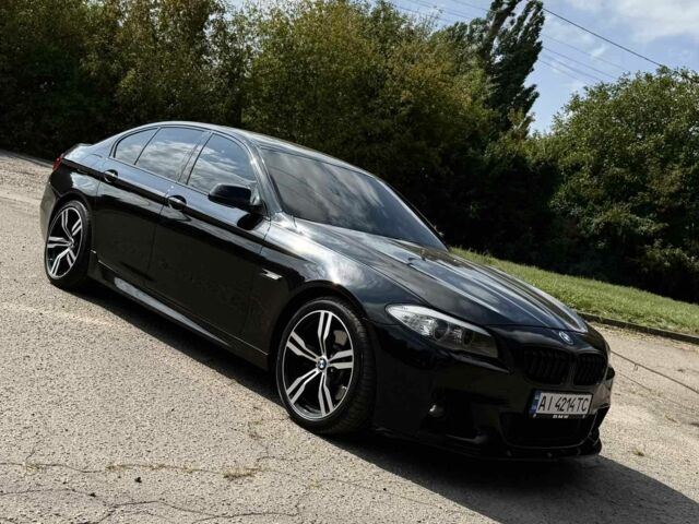 Черный БМВ 5 Серия, объемом двигателя 3 л и пробегом 250 тыс. км за 16950 $, фото 1 на Automoto.ua