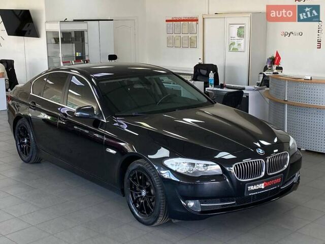 Черный БМВ 5 Серия, объемом двигателя 2 л и пробегом 247 тыс. км за 13490 $, фото 1 на Automoto.ua