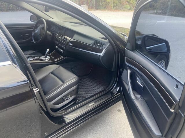 БМВ 5 Серия 2012 в Днепре (Днепропетровске) на Automoto.ua Черный БМВ 5 Серия, объемом двигателя 2 л и пробегом 221 тыс. км за 13200 $, фото 10 на Automoto.ua