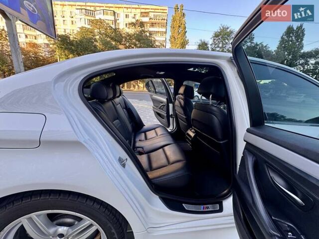 Черный БМВ 5 Серия, объемом двигателя 2.99 л и пробегом 129 тыс. км за 19999 $, фото 80 на Automoto.ua