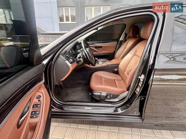 БМВ 5 Серия 2012 в Одессе на Automoto.ua Черный БМВ 5 Серия, объемом двигателя 2.99 л и пробегом 191 тыс. км за 11999 $, фото 30 на Automoto.ua
