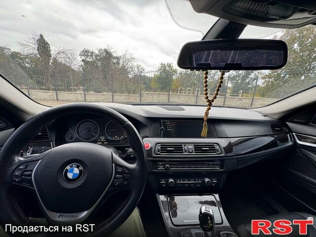 Чорний БМВ 5 Серія, об'ємом двигуна 3 л та пробігом 237 тис. км за 14999 $, фото 4 на Automoto.ua