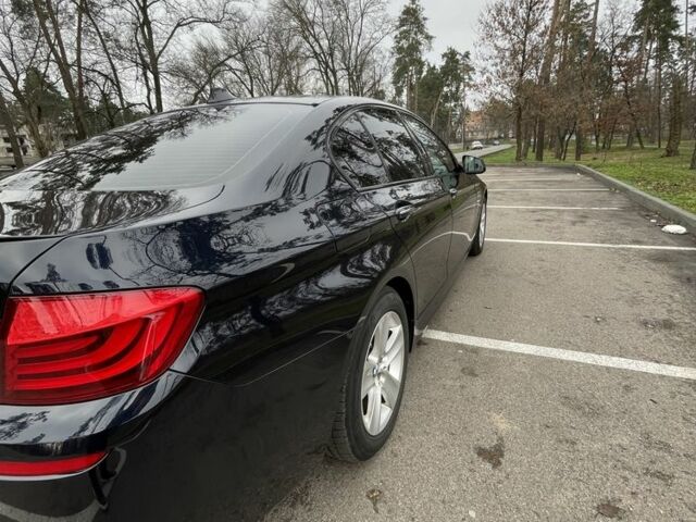 Чорний БМВ 5 Серія, об'ємом двигуна 3 л та пробігом 300 тис. км за 14000 $, фото 5 на Automoto.ua