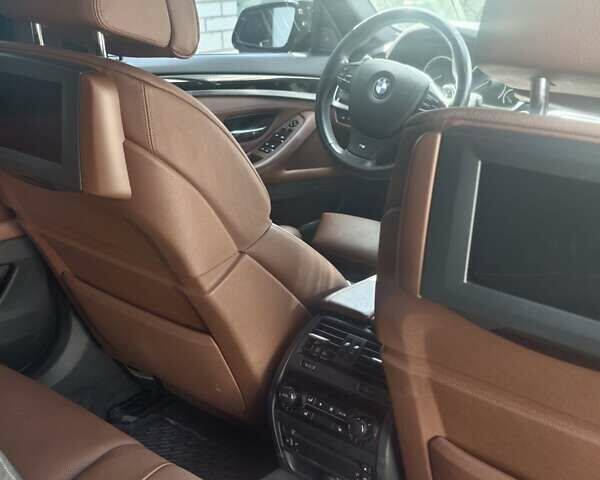 Чорний БМВ 5 Серія, об'ємом двигуна 4.4 л та пробігом 162 тис. км за 25000 $, фото 5 на Automoto.ua