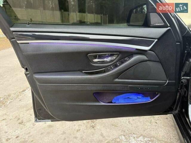 Чорний БМВ 5 Серія, об'ємом двигуна 2.98 л та пробігом 225 тис. км за 15300 $, фото 20 на Automoto.ua